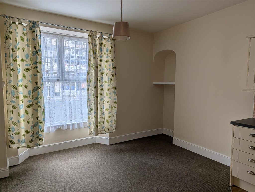 75 Bush Street, Pembroke Dock (PLFM 20C)